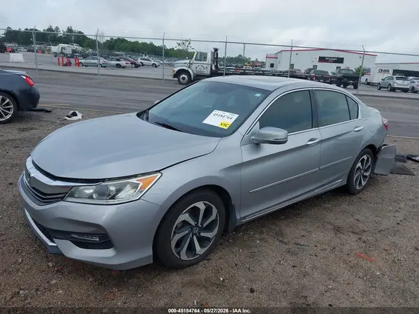 1HGCR3F0XHA028617 2017 HONDA ACCORD - Image 2