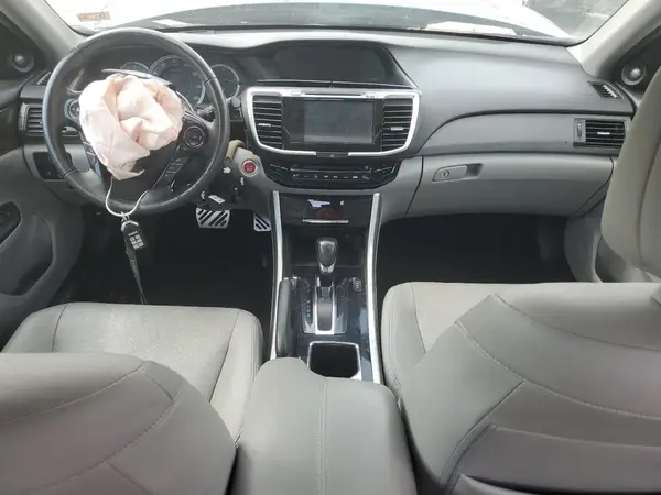 1HGCR3F0XHA033414 2017 HONDA ACCORD - Image 8