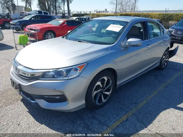 1HGCR3F80GA010647 2016 HONDA ACCORD - Image 2