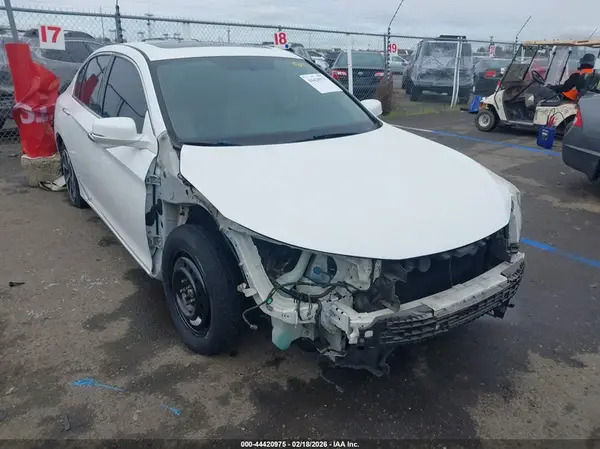 1HGCR3F80GA014603 2016 HONDA ACCORD - Image 1