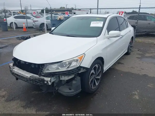 1HGCR3F80GA014603 2016 HONDA ACCORD - Image 2