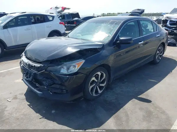 1HGCR3F80GA030011 2016 HONDA ACCORD - Image 2