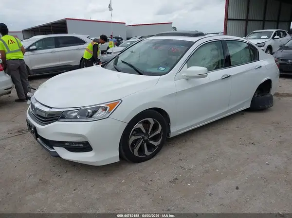 1HGCR3F80GA033961 2016 HONDA ACCORD - Image 2