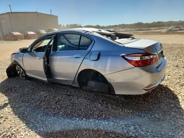 1HGCR3F80GA035256 2016 HONDA ACCORD - Image 2