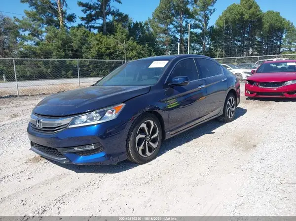 1HGCR3F80HA009712 2017 HONDA ACCORD - Image 2