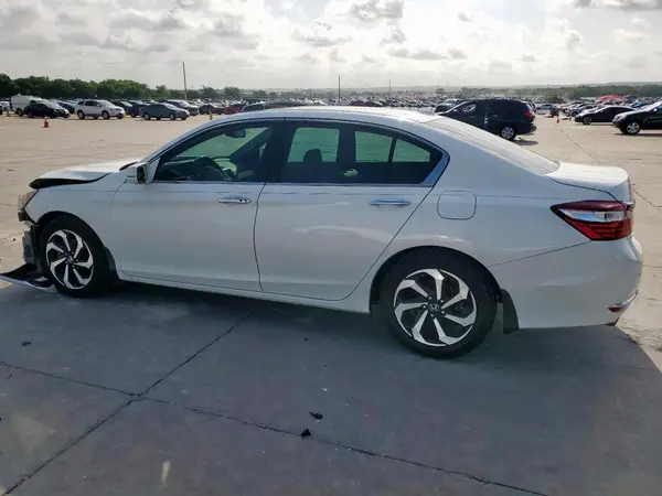 1HGCR3F80HA011914 2017 HONDA ACCORD - Image 2
