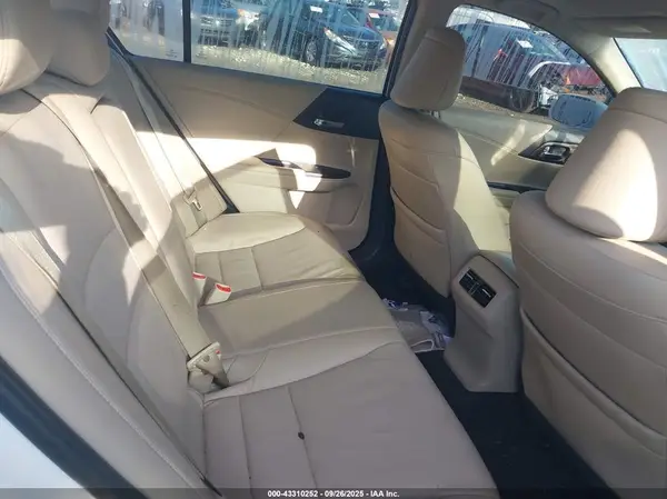 1HGCR3F80HA012481 2017 HONDA ACCORD - Image 8