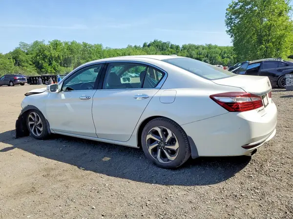 1HGCR3F80HA021018 2017 HONDA ACCORD - Image 2