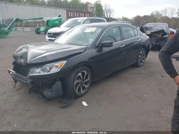 1HGCR3F80HA023030 2017 HONDA ACCORD - Image 2