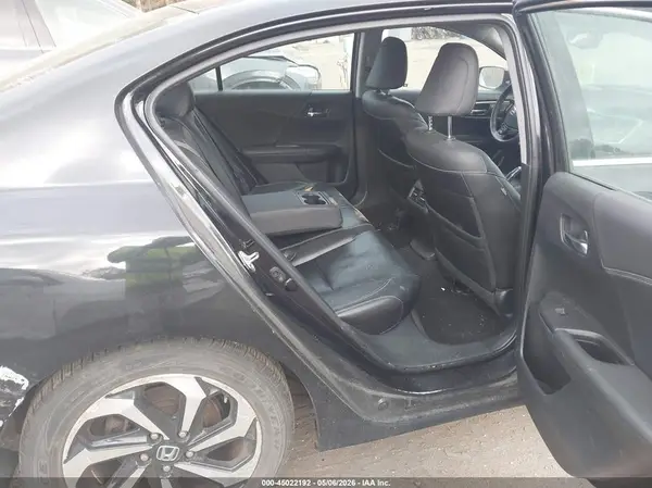 1HGCR3F80HA023030 2017 HONDA ACCORD - Image 8