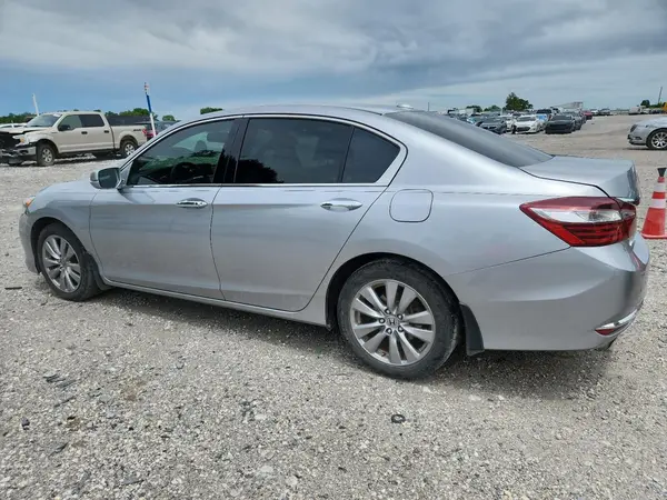 1HGCR3F80HA026090 2017 HONDA ACCORD - Image 2