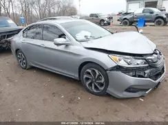 1HGCR3F80HA040748 2017 HONDA ACCORD