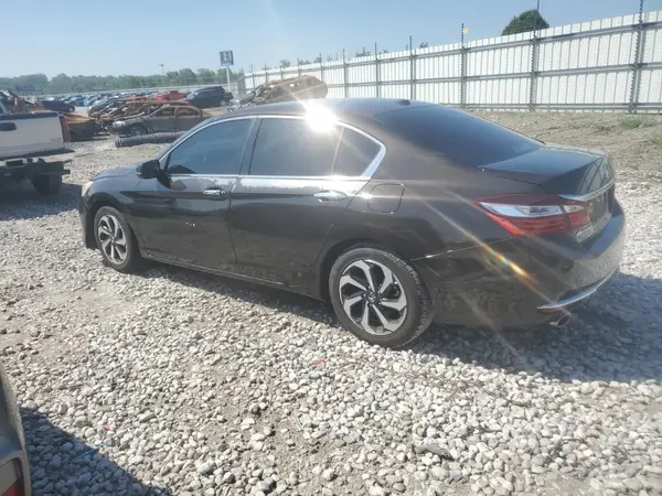 1HGCR3F80HA040927 2017 HONDA ACCORD - Image 2