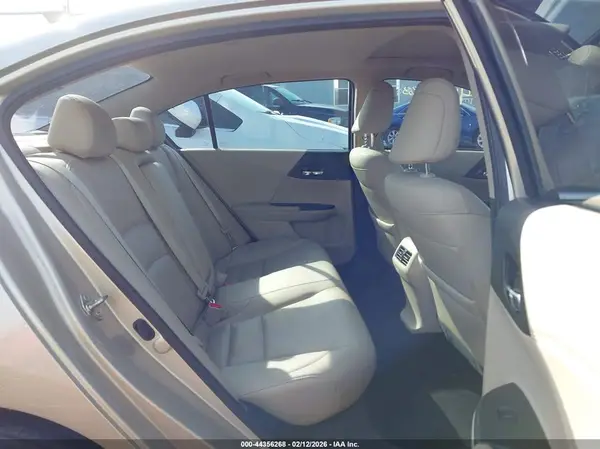 1HGCR3F80HA044489 2017 HONDA ACCORD - Image 8