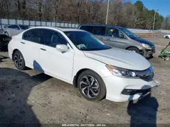 1HGCR3F80HA045125 2017 HONDA ACCORD