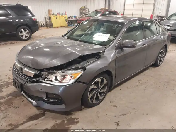 1HGCR3F81GA000791 2016 HONDA ACCORD - Image 2