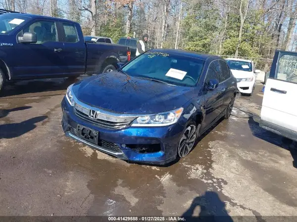 1HGCR3F81GA002461 2016 HONDA ACCORD - Image 2