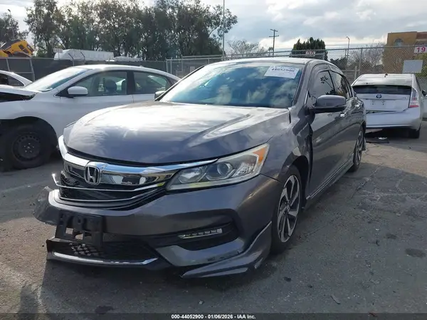 1HGCR3F81GA007899 2016 HONDA ACCORD - Image 2