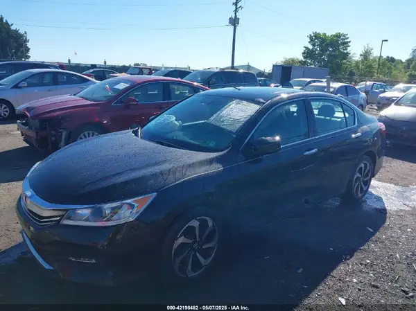 1HGCR3F81GA008244 2016 HONDA ACCORD - Image 2