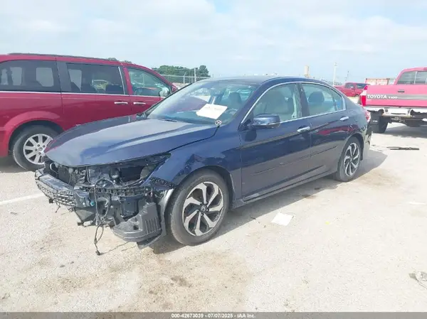 1HGCR3F81HA005572 2017 HONDA ACCORD - Image 2