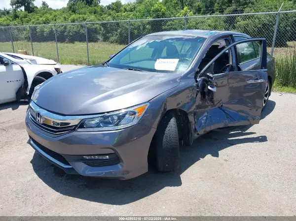1HGCR3F81HA009430 2017 HONDA ACCORD - Image 2