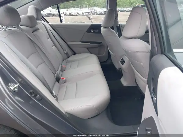 1HGCR3F81HA010173 2017 HONDA ACCORD - Image 8