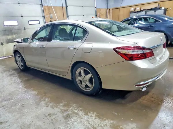 1HGCR3F81HA024512 2017 HONDA ACCORD - Image 2