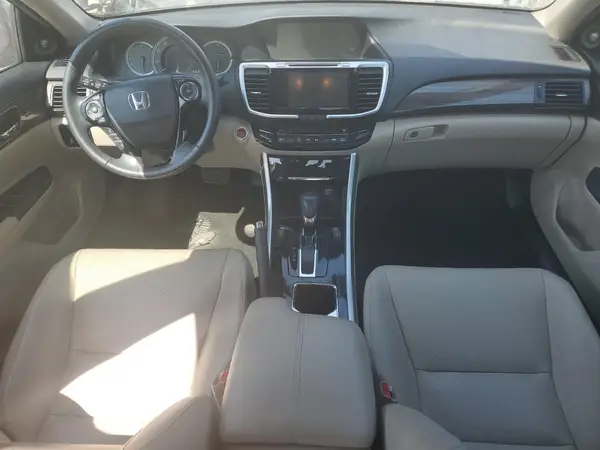 1HGCR3F81HA028866 2017 HONDA ACCORD - Image 8