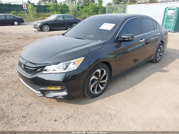 1HGCR3F81HA039172 2017 HONDA ACCORD - Image 2