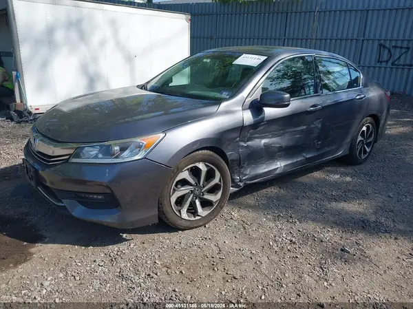 1HGCR3F81HA041231 2017 HONDA ACCORD - Image 2