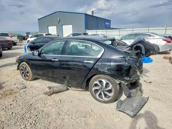 1HGCR3F82GA003702 2016 HONDA ACCORD - Image 2