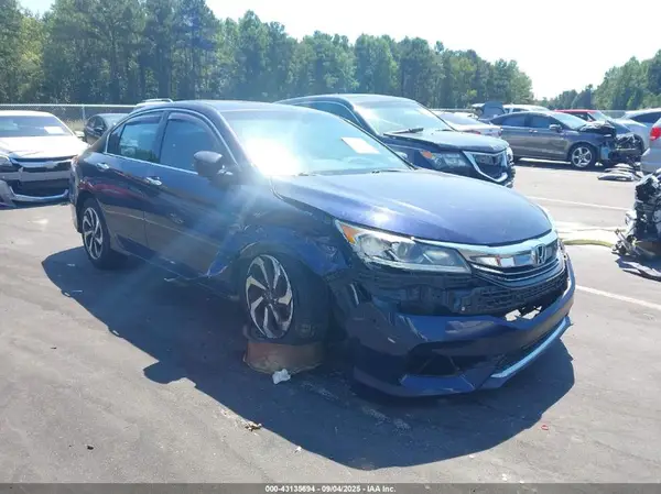 1HGCR3F82GA005336 2016 HONDA ACCORD - Image 1
