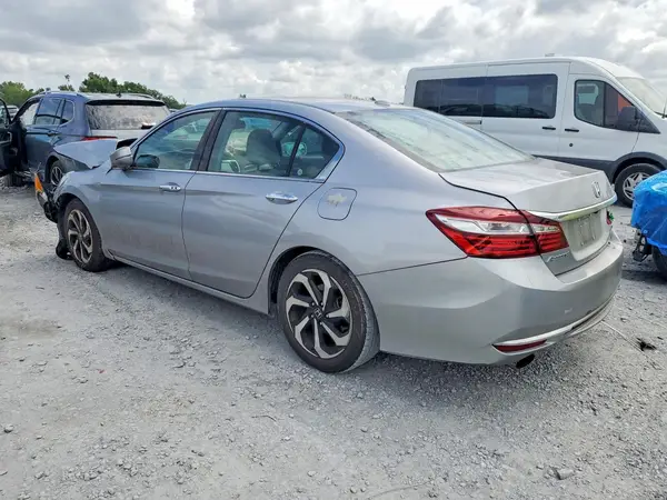 1HGCR3F82GA010648 2016 HONDA ACCORD - Image 2