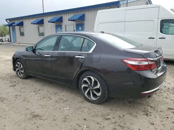 1HGCR3F82GA011895 2016 HONDA ACCORD - Image 2