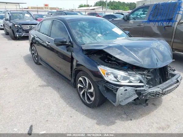 1HGCR3F82GA024517 2016 HONDA ACCORD - Image 1