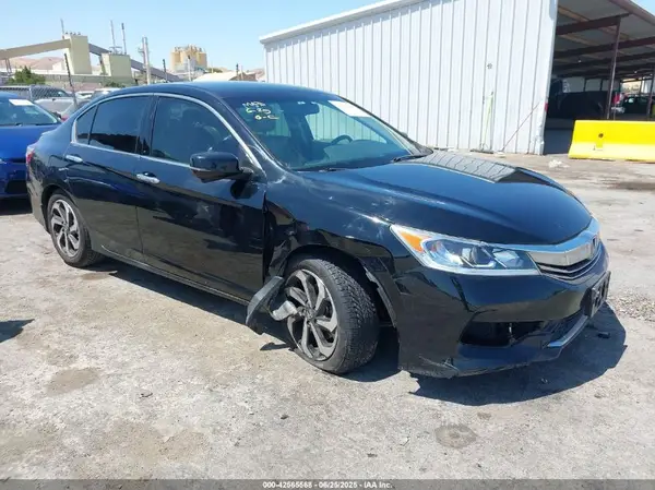 1HGCR3F82GA030074 2016 HONDA ACCORD - Image 1