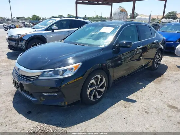 1HGCR3F82GA030074 2016 HONDA ACCORD - Image 2