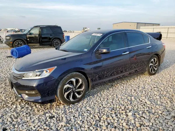 1HGCR3F82GA035680 2016 HONDA ACCORD - Image 1