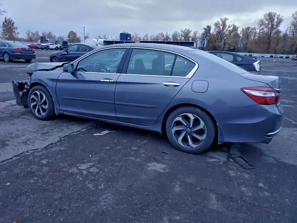 1HGCR3F82HA001448 2017 HONDA ACCORD - Image 2