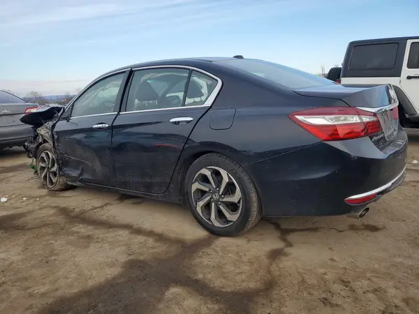 1HGCR3F82HA007878 2017 HONDA ACCORD - Image 2