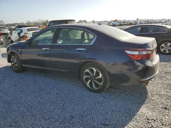 1HGCR3F82HA009663 2017 HONDA ACCORD - Image 2