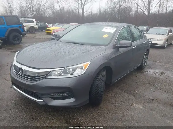 1HGCR3F82HA014989 2017 HONDA ACCORD - Image 2