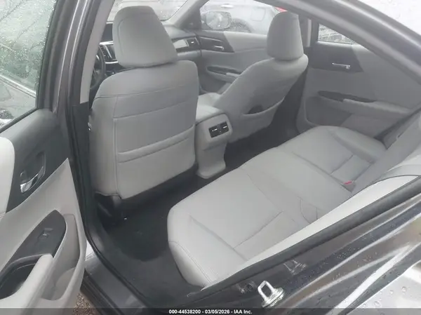 1HGCR3F82HA014989 2017 HONDA ACCORD - Image 8