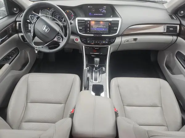 1HGCR3F82HA016080 2017 HONDA ACCORD - Image 8