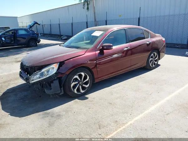 1HGCR3F82HA024955 2017 HONDA ACCORD - Image 2
