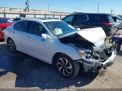 1HGCR3F82HA028455 2017 HONDA ACCORD