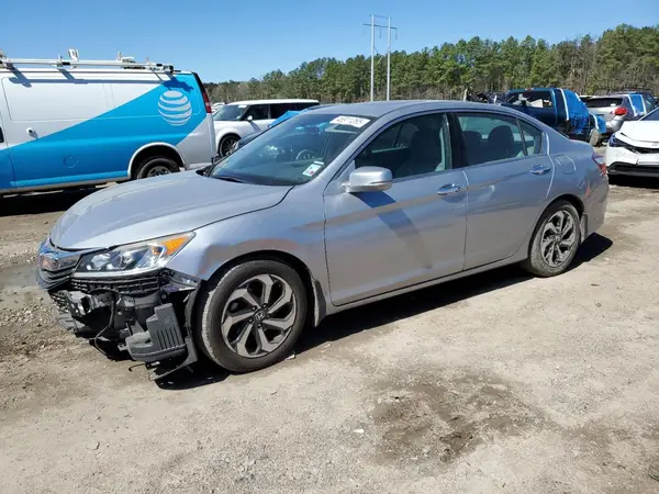 1HGCR3F82HA031937 2017 HONDA ACCORD - Image 1