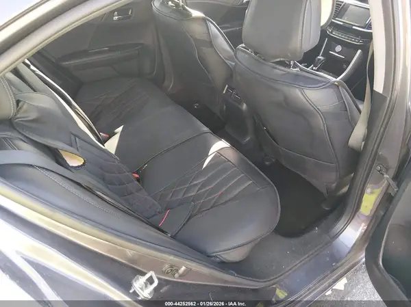 1HGCR3F82HA038385 2017 HONDA ACCORD - Image 8