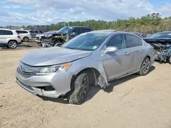 1HGCR3F82HA040203 2017 HONDA ACCORD