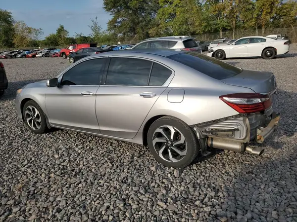 1HGCR3F82HA042372 2017 HONDA ACCORD - Image 2